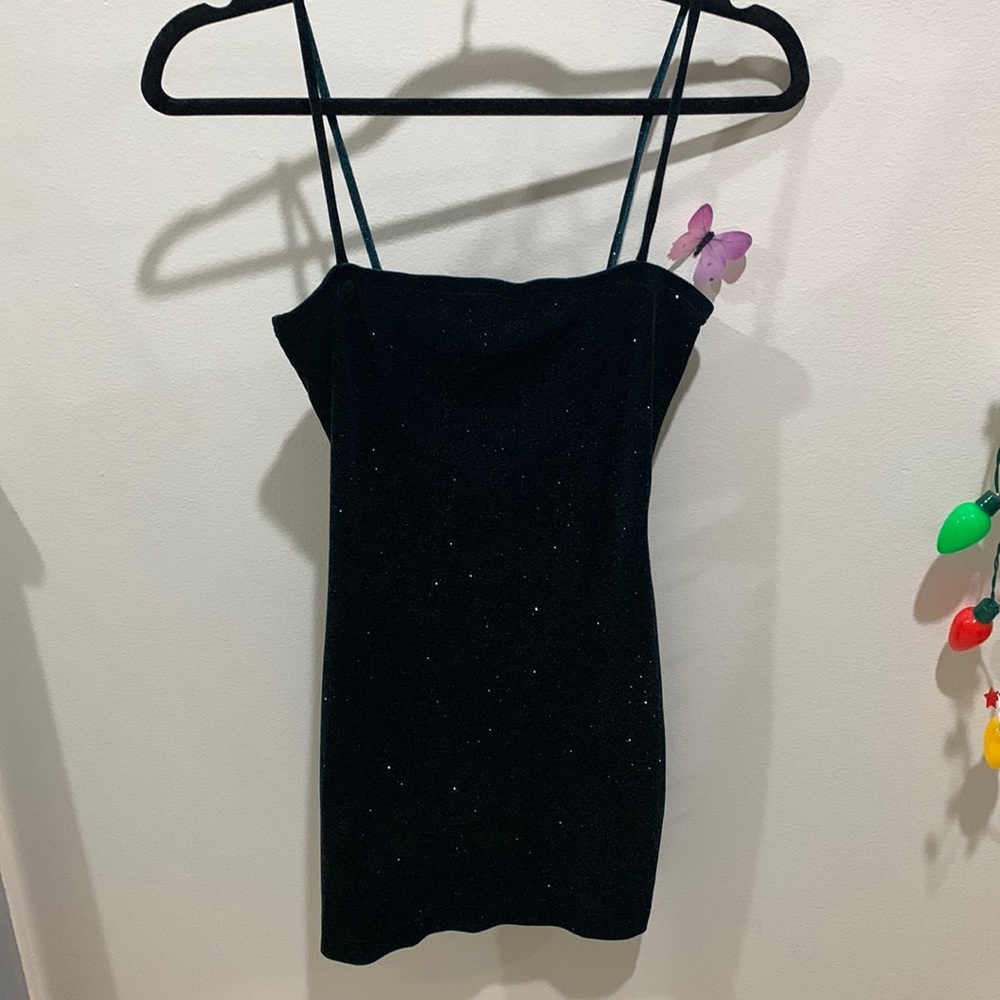 windsor bodycon dark green sparkly dress